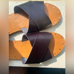 Size 8, cute black sandals- Cynthia Rowley